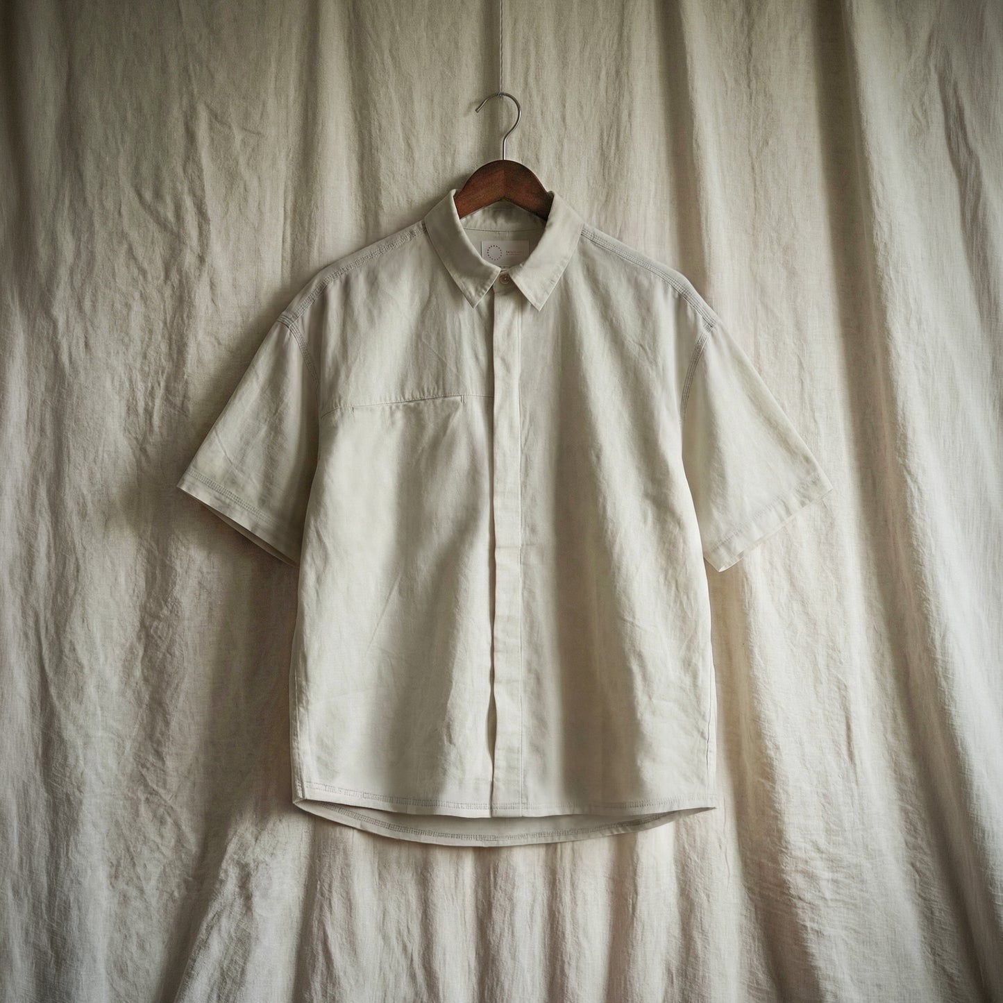 short sleeve helium shirt in light