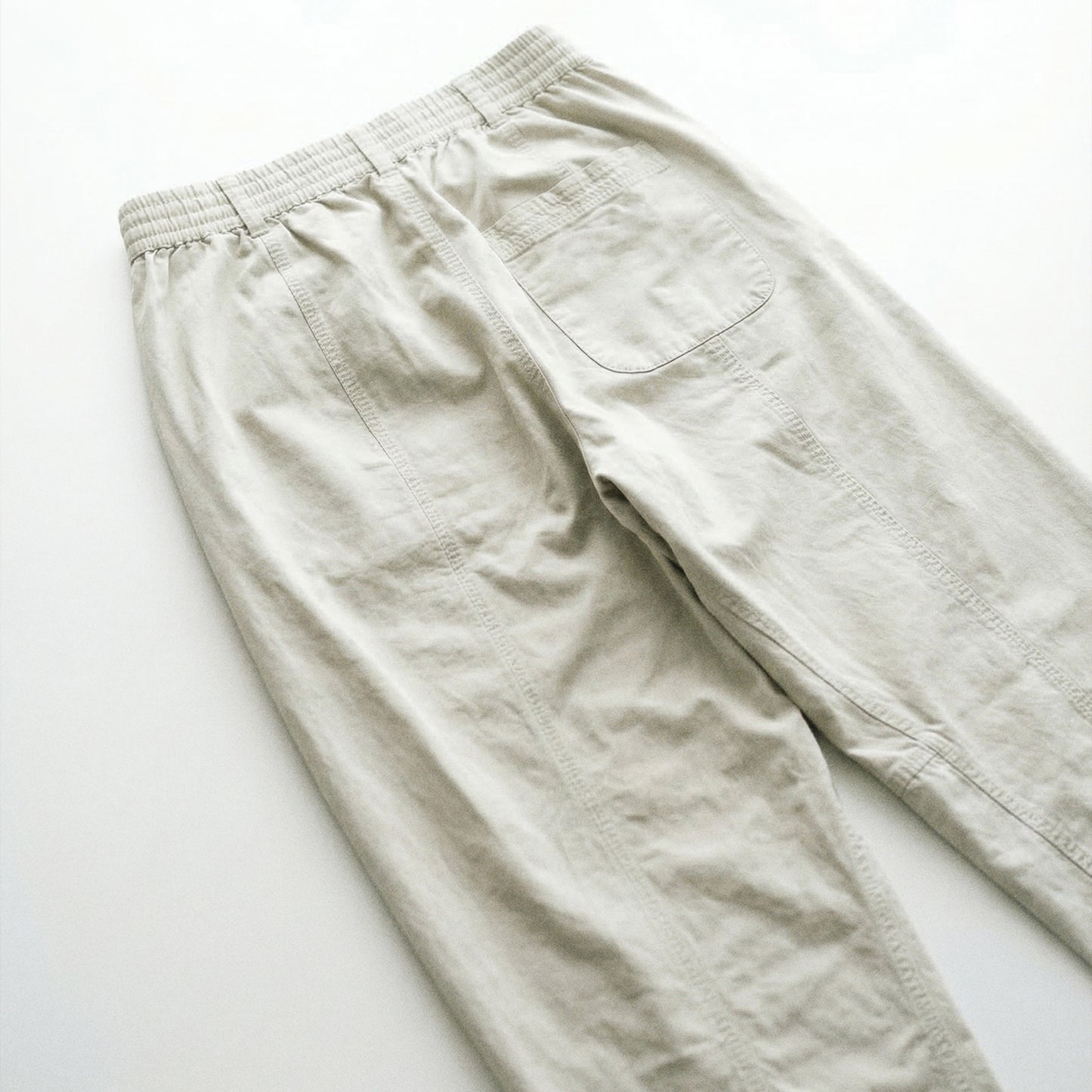 lightweight cosmos pants in light