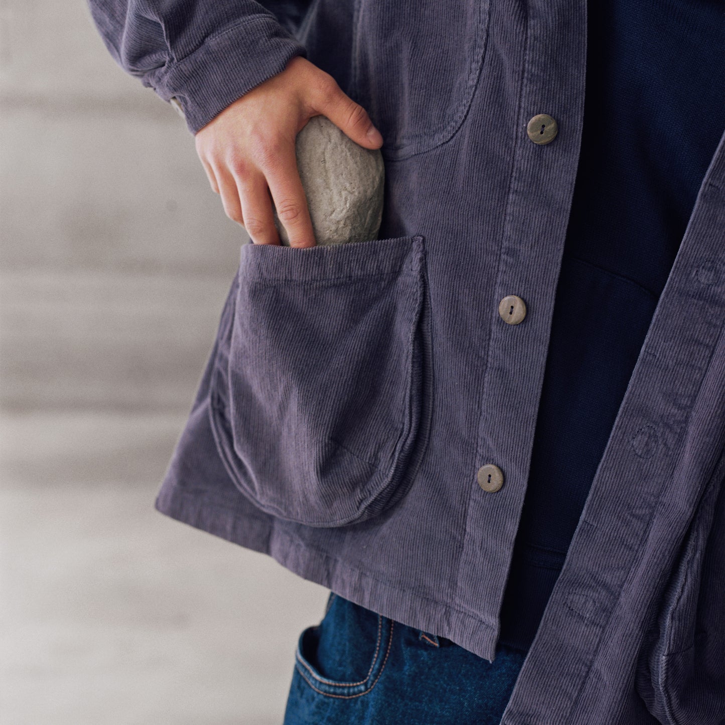 pebble jacket in dark blue